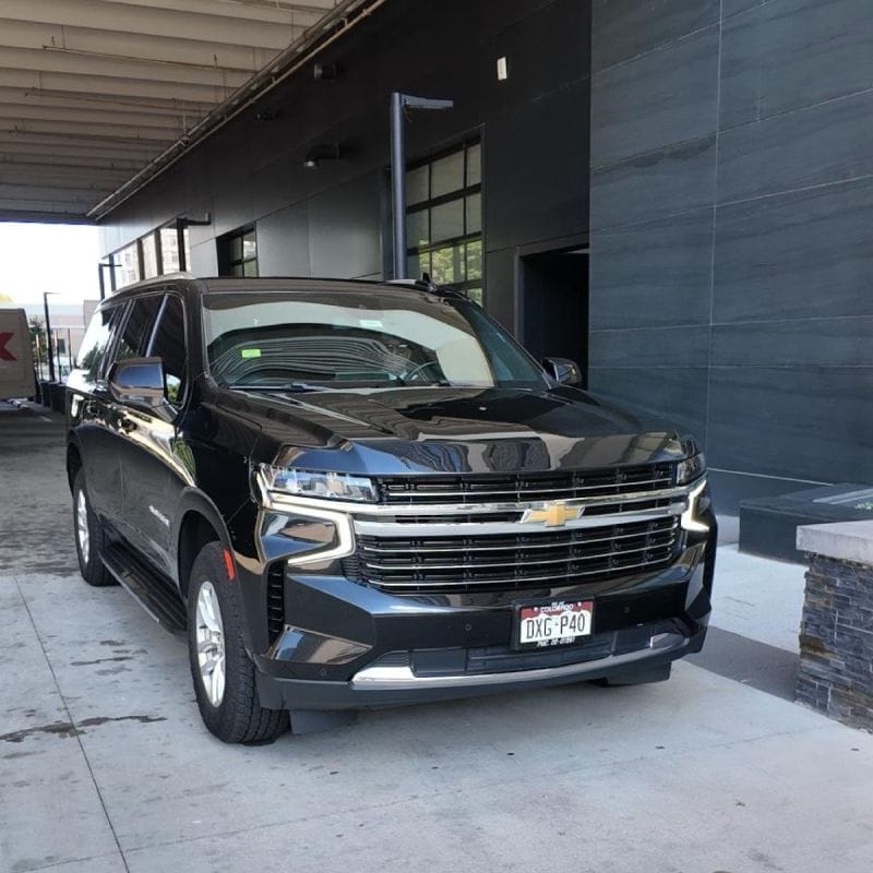 Why Private Car Services are the Best Choice for Private Jet Travelers in Denver